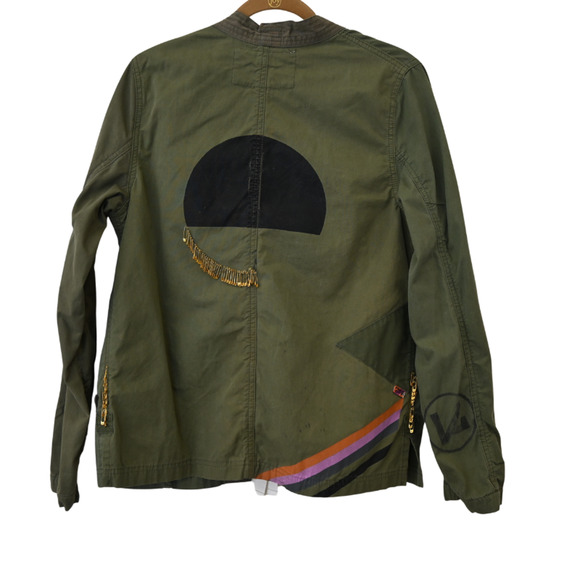 Life Nature Love Military Jacket Medium Army Green Safety Pin Patch Pockets - Picture 12 of 14